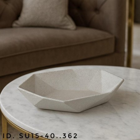 صحن تقديم حجر رمادي